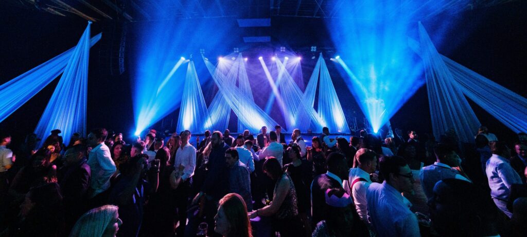 NEW YEAR’S EVE BALL – LONDON (SHARED)